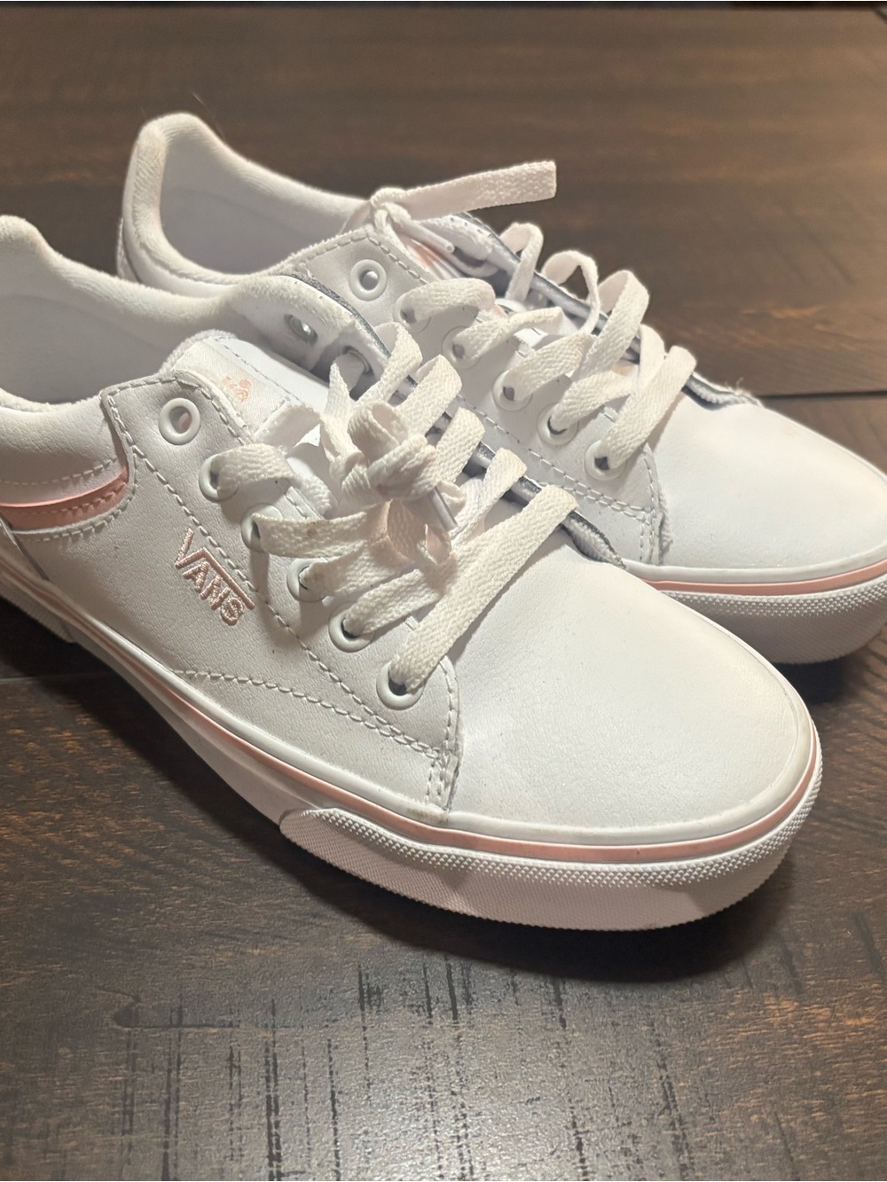Vans Women's White Canvas Low-Top Sneakers with Pink Trim